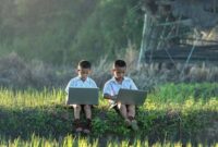 Sekolah Online dan Belajar Dalam Jaringan